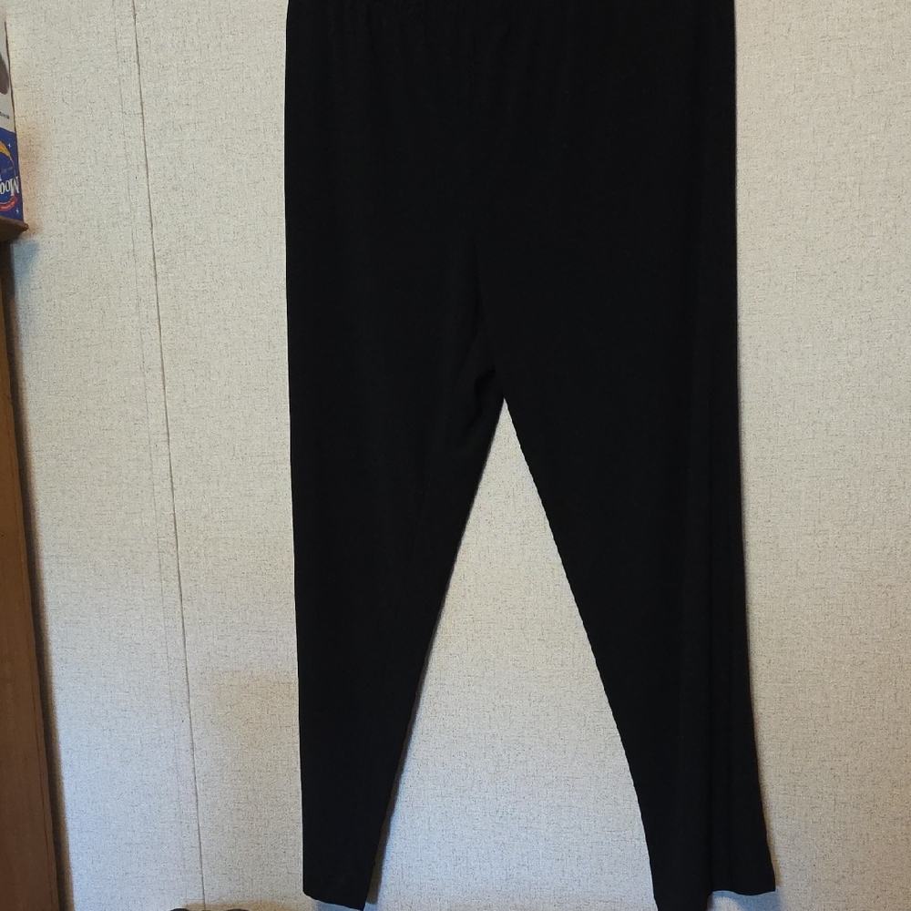 Karen Kane Classic Black Trousers